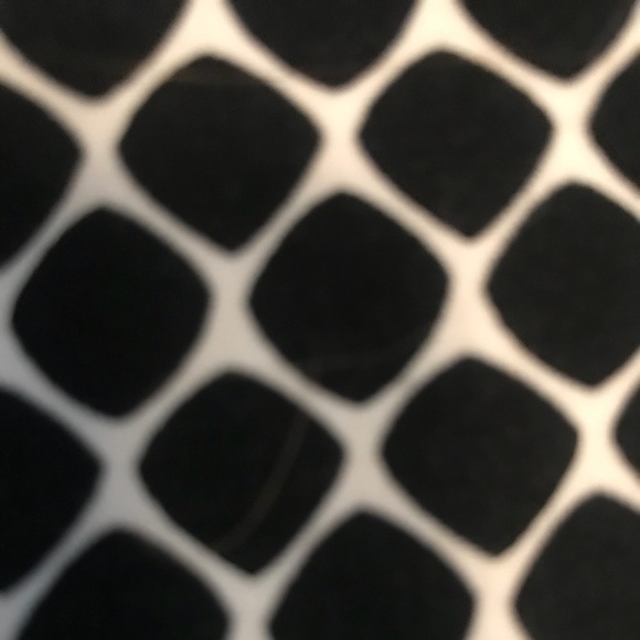 APT 9 Black and White Designed Capri Pants - Picture 4 of 4